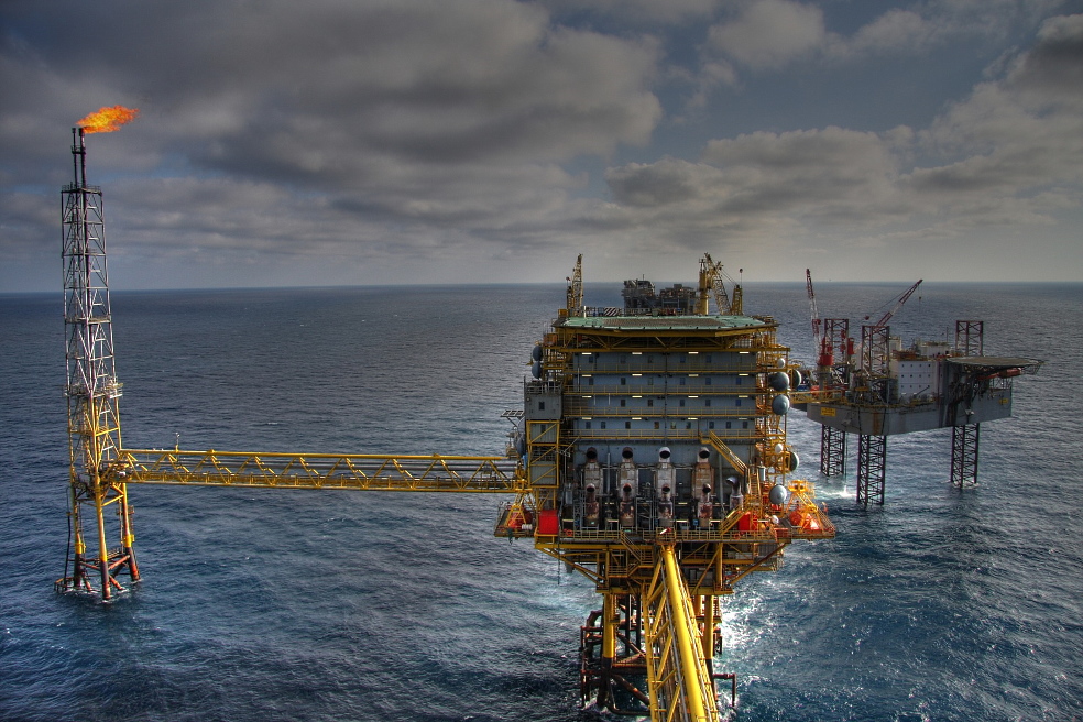 Pros and cons of turnkey engineering services Pros and cons of turnkey engineering services