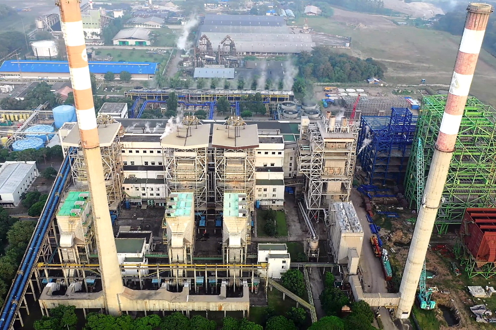 Modern coal-fired power plants are built using the latest technologies with minimal carbon dioxide emissions Modern coal-fired power plants are built using the latest technologies with minimal carbon dioxide emissions