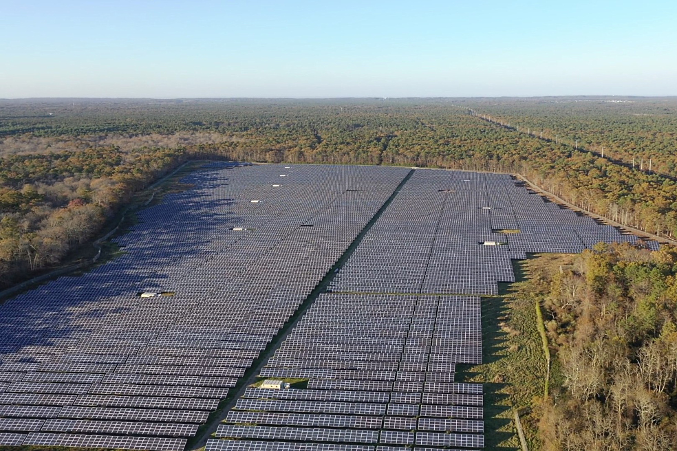 Germany is investing heavily in large solar parks Germany is investing heavily in large solar parks