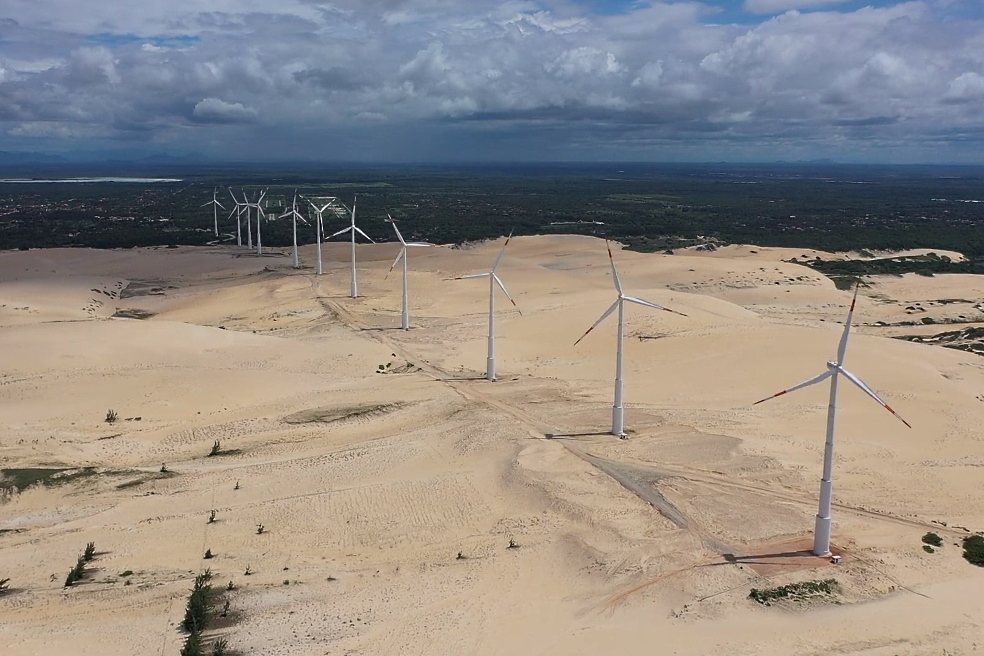 The general contractor is responsible for the implementation of the wind farm project under the EPC contract (Engineering, Procurement and Construction) The general contractor is responsible for the implementation of the wind farm project under the EPC contract (Engineering, Procurement and Construction)